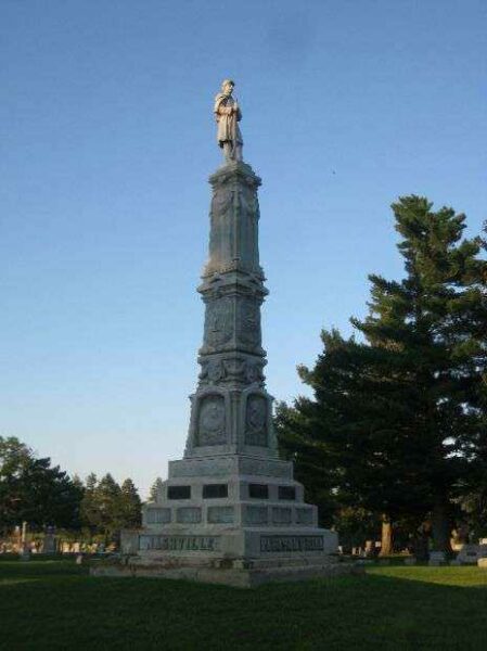 UNION CEMETERY CIVIL WAR SOLDIER MEMORIAL