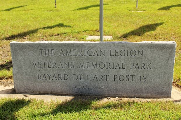 THE AMERICAN LEGION VETERANS MEMORIAL PARK ENTRANCE STONE