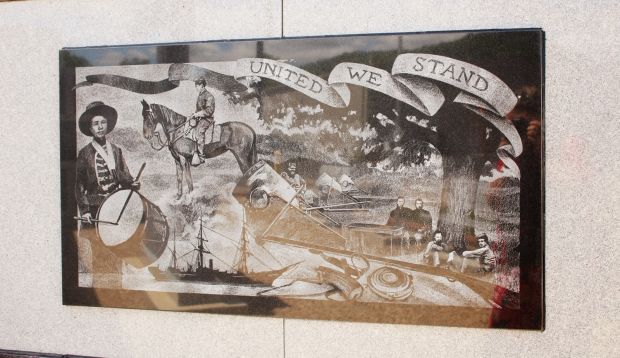 RICHLAND COUNTY VETERANS HONOR ROLL MEMORIAL STONE D