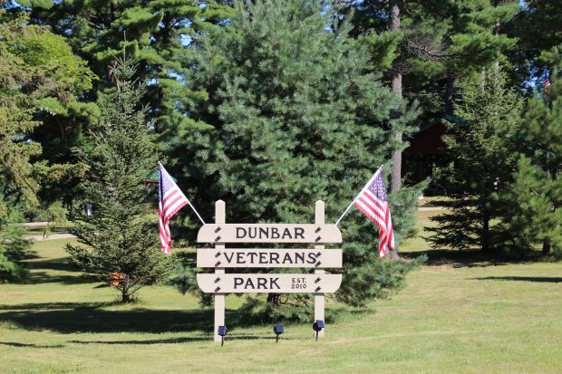 DUNBAR VETERANS PARK MEMORIAL MARKER