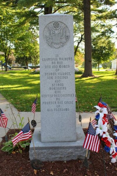 BENTON LEST WE FORGET MEMORIAL SIDE B