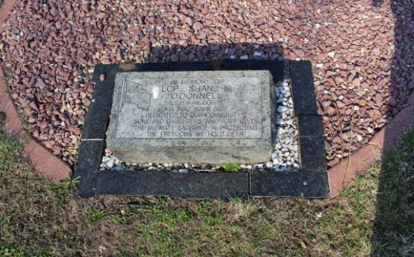 DEFOREST VETERANS MEMORIAL TABLET