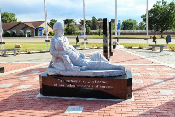 PRAIRIE DU CHIEN VETERANS MEMORIAL STATUE SIDE A