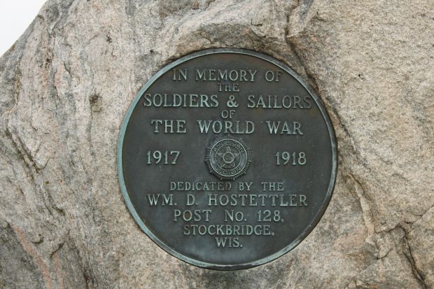 STOCKBRIDGE WORLD WAR I MEMORIAL PLAQUE