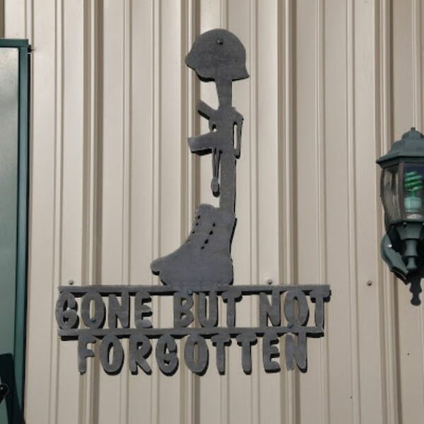 SCOTTY’S BAR & GRILL WAR MEMORIAL SILHOUETTE