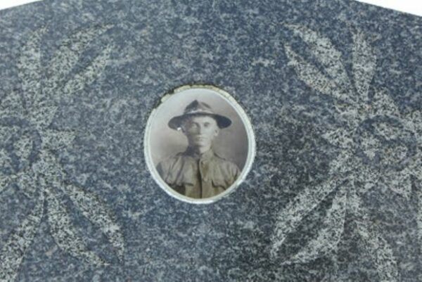 EDWARD C. SCHREIBER MEMORIAL CEMETERY STONE PHOTO