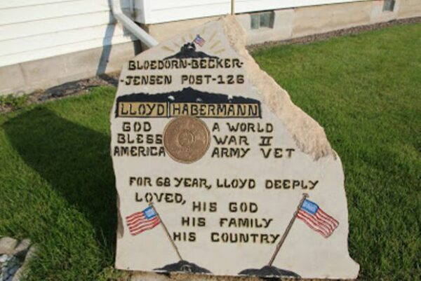 BLOEDORN-BECKER-JENSEN POST 126 WAR MEMORIAL