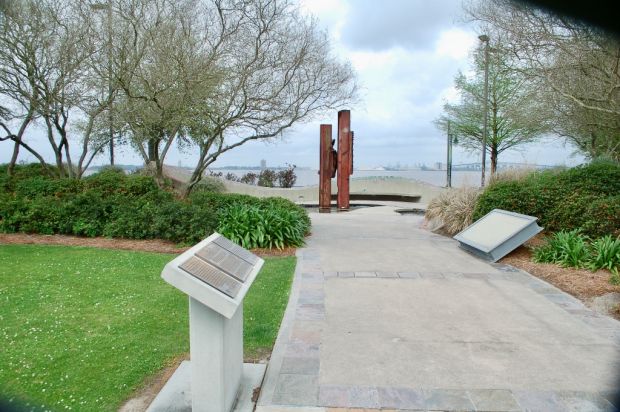 LAKE CHARLES 9/11 MEMORIAL