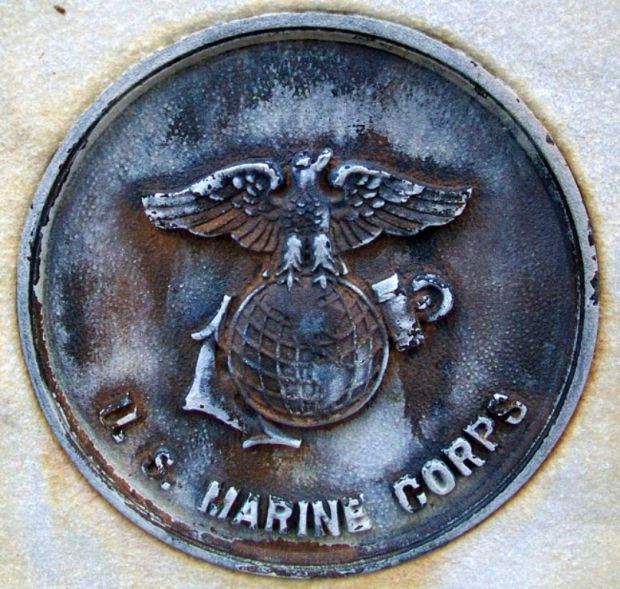 KEARNEY COUNTY WORLD WAR VETERANS MEMORIAL MEDALLION D