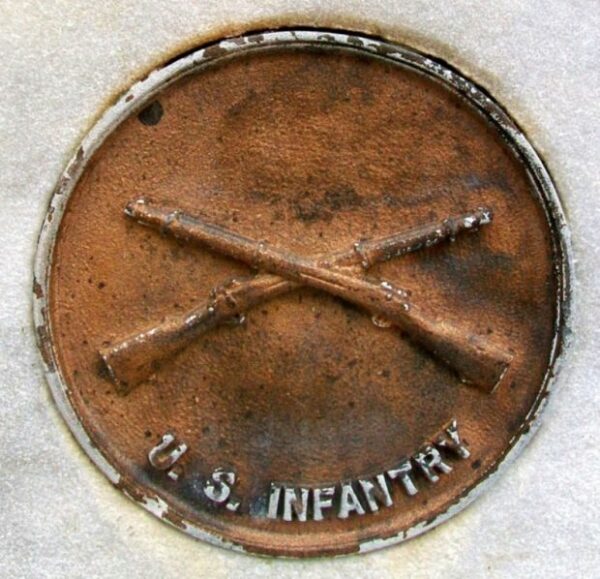 KEARNEY COUNTY WORLD WAR VETERANS MEMORIAL MEDALLION A