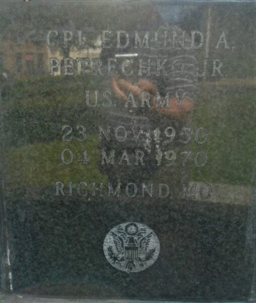 RICHMOND VIETNAM WAR MEMORIAL STONE N
