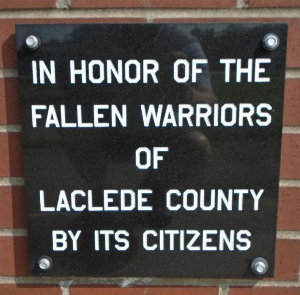 LACLEDE COUNTY FALLEN WARRIORS MEMORIAL PLAQUE A