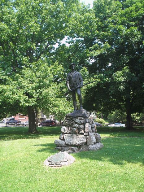 THE MINUTE MAN REVOLUTIONARY WAR MEMORIAL