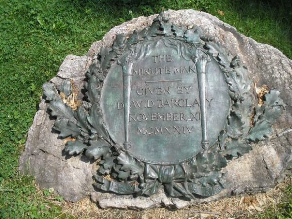 THE MINUTE MAN REVOLUTIONARY WAR MEMORIAL PLAQUE