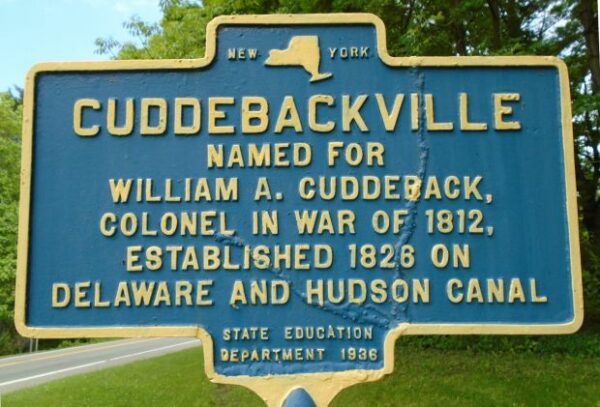 CUDDEBACKVILLE WAR MEMORIAL MARKER