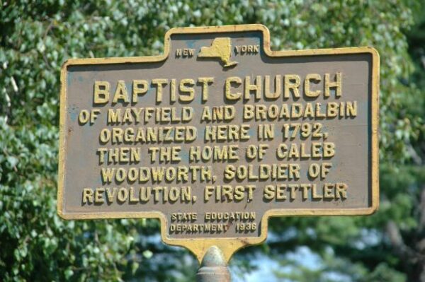 BAPTIST CHURCH REVOLUTIONARY WAR MEMORIAL MARKER