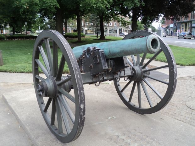 VILLAGE OF SANDY HILL CIVIL WAR CANNON MEMORIAL