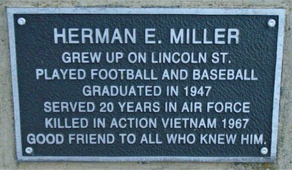 WAVERLY VIETNAM WAR MEMORIAL PLAQUE