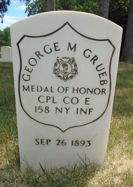 GEORGE M GRUEB MEDAL OF HONOR WAR MEMORIAL GRAVESTONE