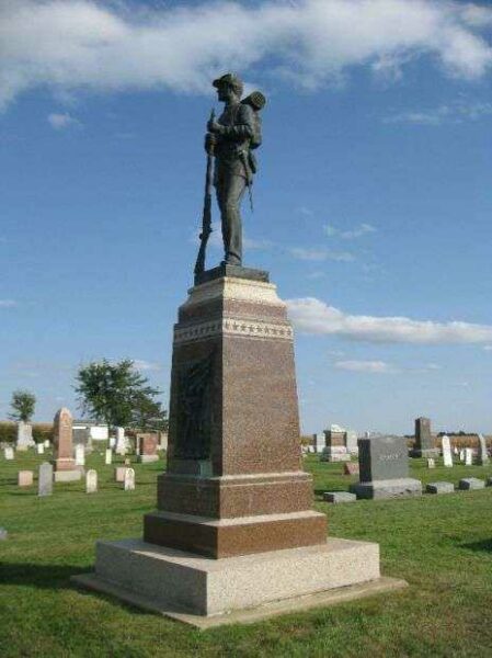 ILLYRIA CEMETERY CIVIL WAR MEMORIAL