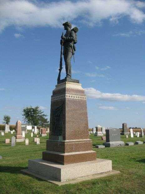 ILLYRIA CEMETERY CIVIL WAR MEMORIAL