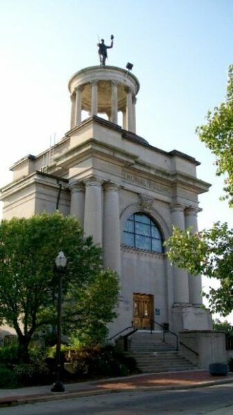 SOLDIERS, SAILORS AND PIONEERS MONUMENT