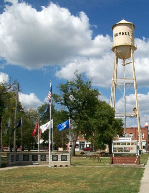 ALLEN COUNTY VETERANS MEMORIAL