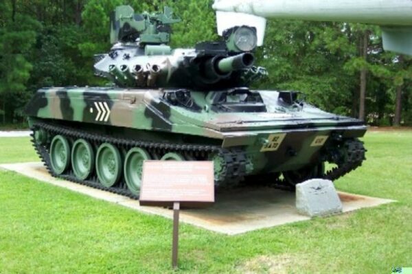 M-551A1 SHERIDAN ARMORED RECONNAISSANCE VEHICLE MEMORIAL