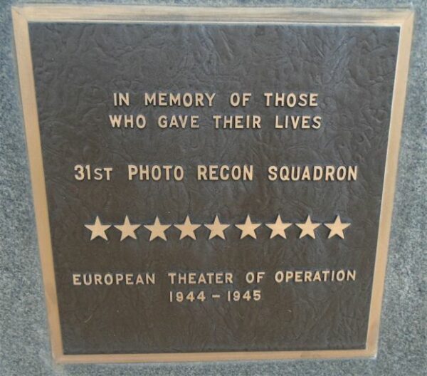 31ST PHOTO RECON SQUADRON WAR MEMORIAL PLAQUE
