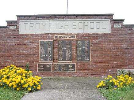 TROY HIGH SCHOOL VETERANS MEMORIAL (OVERVIEW)