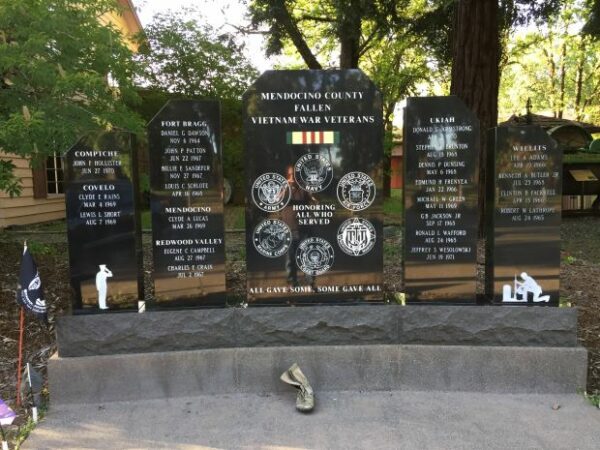 MENDOCINO COUNTY FALLEN VIETNAM WAR VETERANS MEMORIAL
