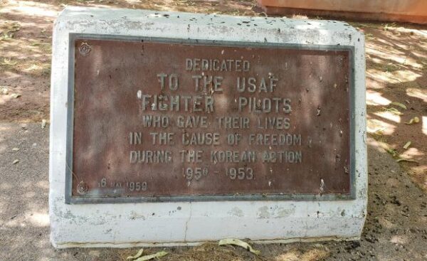 KOREAN ACTION USAF FIGHTER PILOTS WAR MEMORIAL