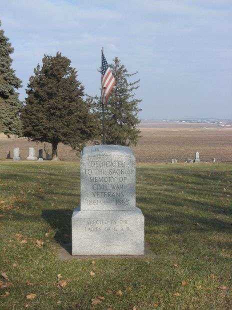ELMWOOD CEMETERY CIVIL WAR MEMORIAL