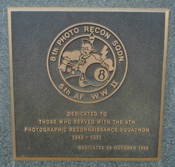 8TH PHOTO RECON SQDN. WAR MEMORIAL PLAQUE