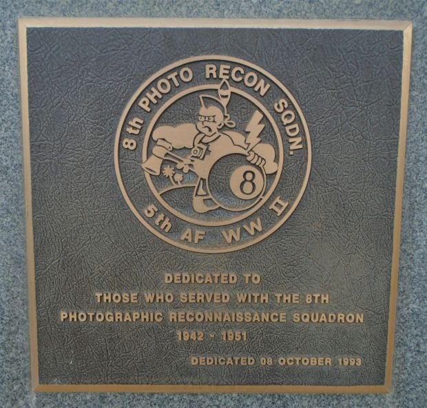 8TH PHOTO RECON SQDN. WAR MEMORIAL PLAQUE
