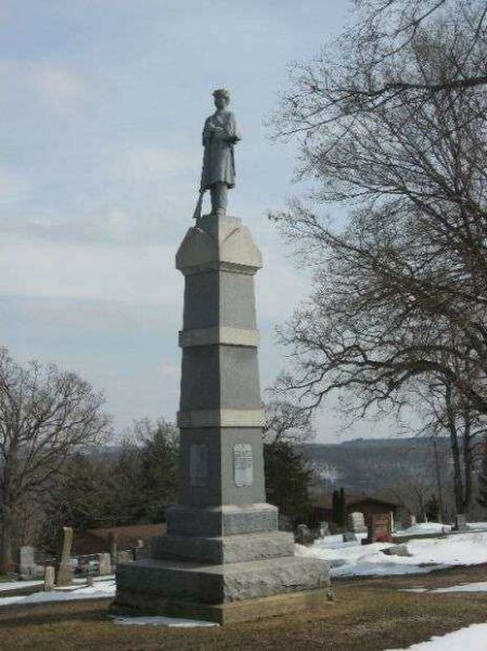 PLEASANT GROVE CEMETERY G.A.R. POST NO. 37 CIVIL WAR MEMORIAL