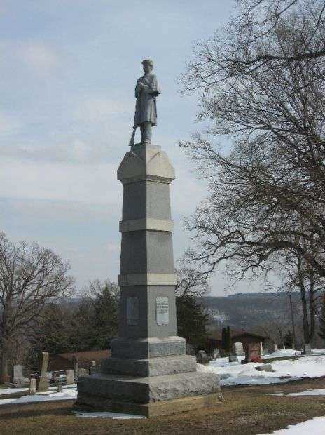 PLEASANT GROVE CEMETERY G.A.R. POST NO. 37 CIVIL WAR MEMORIAL