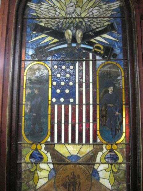 CLARKE COUNTY HISTORICAL MUSEUM CIVIL WAR MEMORIAL STAINED GLASS