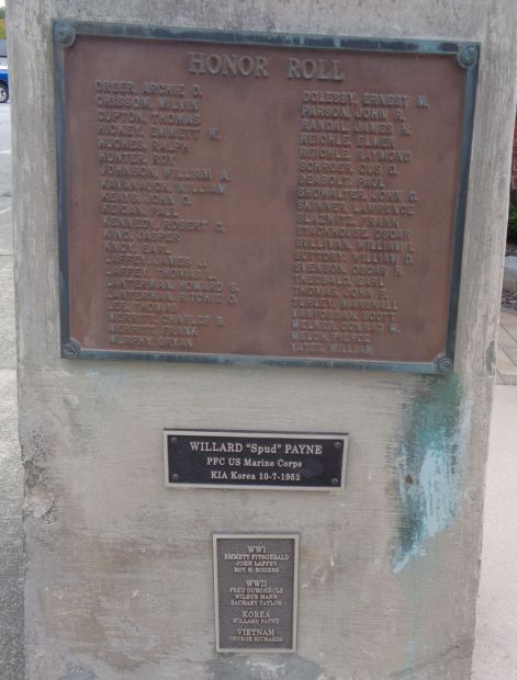 ELKHART WAR VETERANS MEMORIAL SIDE D