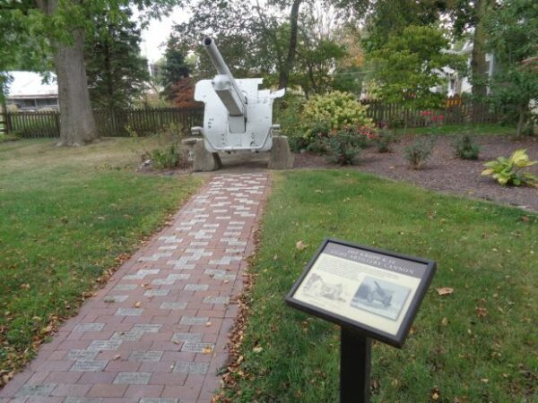 1917 KRUPP K-14 LIGHT ARTILLERY CANNON MEMORIAL