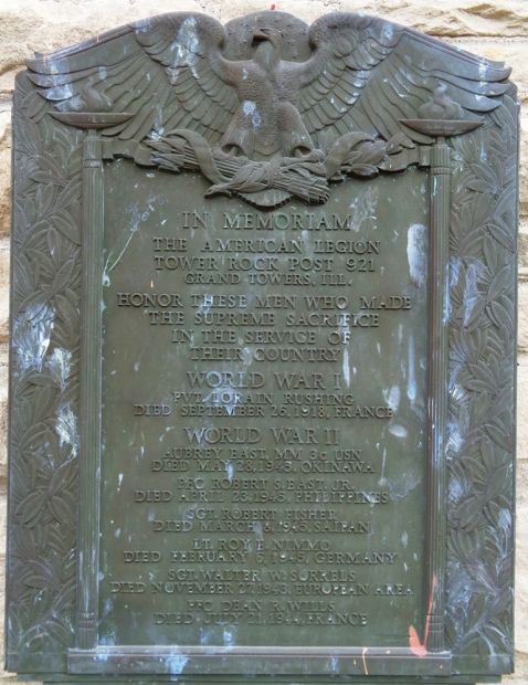 AMERICAN LEGION TOWER ROCK POST 921 WORLD WARS MEMORIAL PLAQUE