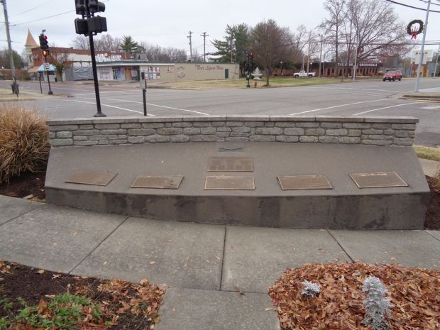 CARBONDALE VETERANS MEMORIAL PLAZA