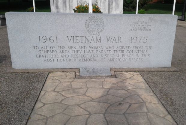 GENESEO, IL VIETNAM WAR MEMORIAL