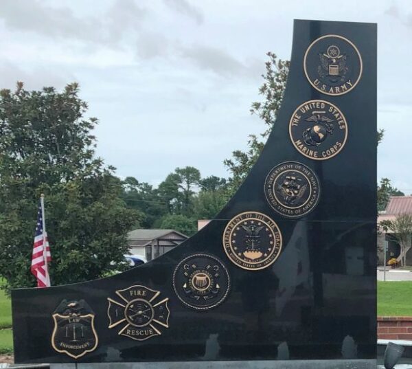 HEROES MONUMENT STONE A