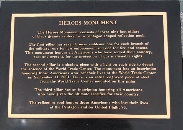 HEROES MONUMENT PLAQUE