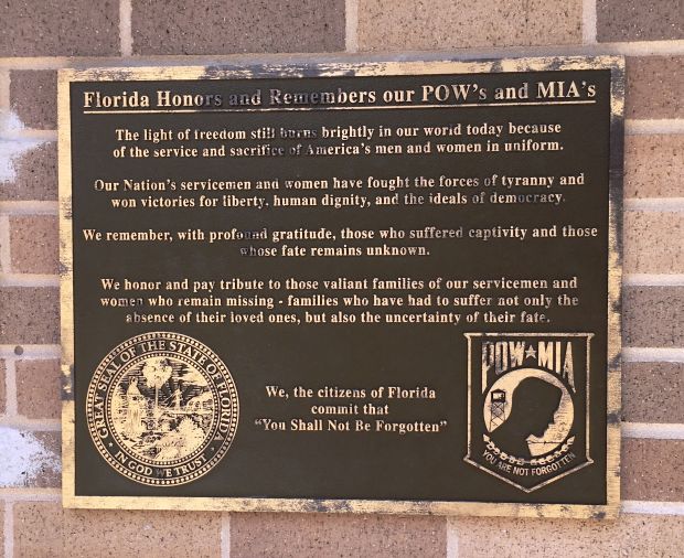 FLORIDA HONORS AND REMEMBERS OUR POW’S AND MIA’S MEMORIAL PLAQUE QUINCY