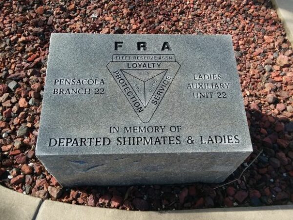 BARRANCAS NATIONAL CEMETERY DEPARTED SHIPMATES & LADIES WAR MEMORIAL