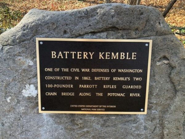 BATERY KEMBLE WAR MEMORIAL