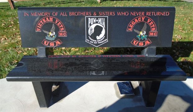 WESTERN SLOPE VIETNAM WAR MEMORIAL PARK BENCH