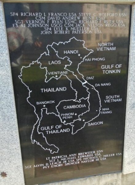 WESTERN SLOPE VIETNAM WAR MEMORIAL PARK HONOR ROLL PLAQUE